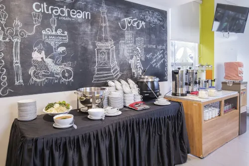 Hotel Citradream Tugu Yogyakarta Dining Photos