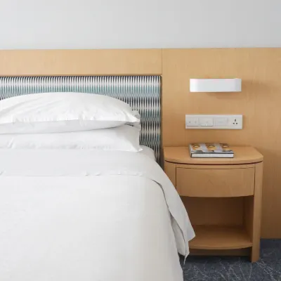 Four Points by Sheraton Surabaya, Tunjungan Plaza Rooms Photos