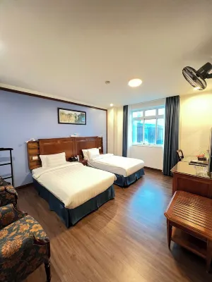 A25 Hotel - 19 Phan Dinh Phung Photos