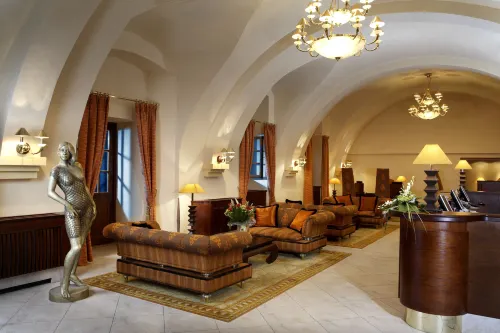 Lindner Hotel Prague Castle Öffentliche Flächen Photos