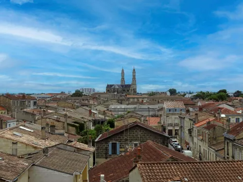 Ibis Budget Bordeaux Gare Saint-Jean À proximité de l'hôtel Photos