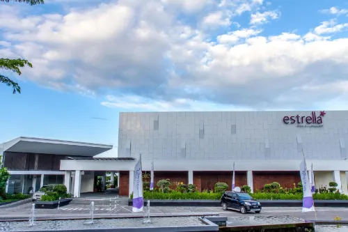 Estrella Hotel & Conference Center - Luwuk Unggulan Photos