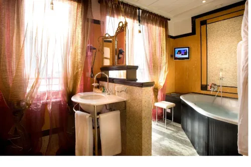 Grand Hotel Savoia Photos