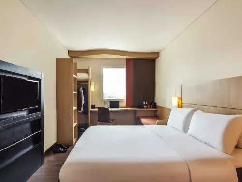 Ibis Surabaya City Center Номера Photos