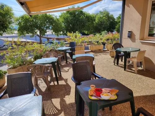 Hôtel ibis budget Marseille la Valentine Espaces publics Photos