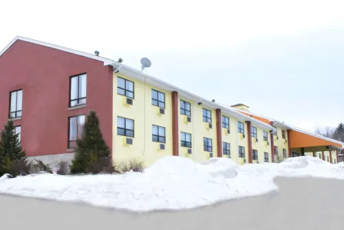 Days Inn by Wyndham Augusta Exterior Photos