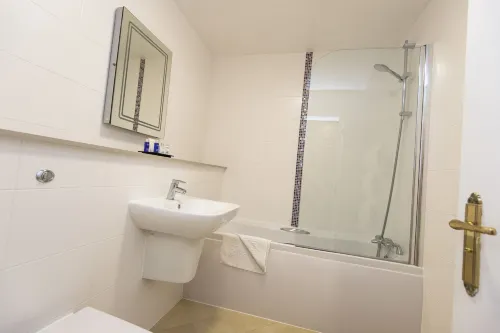 Worcester Bank House Hotel Spa  Golf, BW Premier Collection Rooms Photos