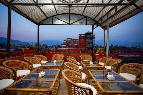 Hotel Jay Suites Mahlzeiten Photos