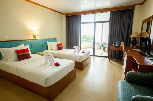 Surin Majestic Hotel Rooms Photos