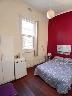 1849 Backpackers Albany Kamar Photos