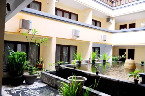 Nirmala Hotel & Convention Centre Eksterior Photos