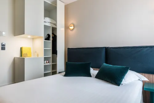 Hotel Friedland Champs Elysees  Chambres Photos
