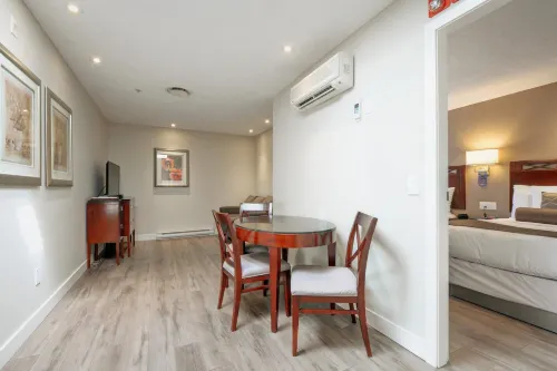 Red Lion Inn and Suites Victoria Photos