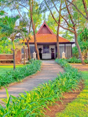 Sekuro Village Beach Resort Relaksasi & Rekreasi Photos