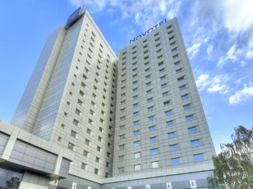 Novotel Poznan Centrum Exterior Photos