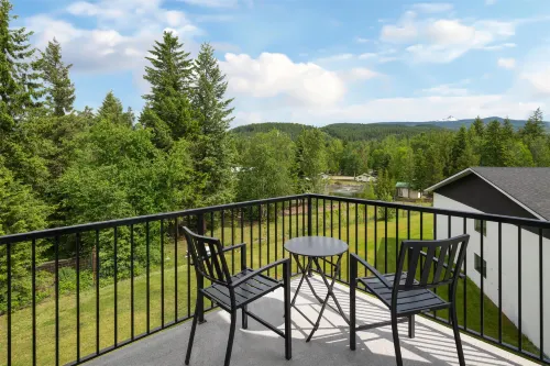 Best Western Plus Gateway to the Falls Near Hotel Photos