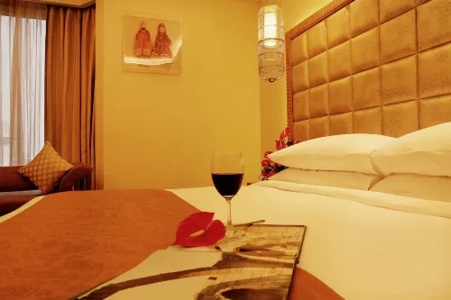 The Metropolitan Hotel & Spa New Delhi Photos