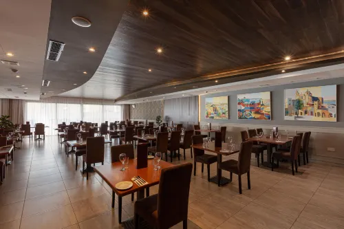 Pergola Hotel & Spa Makanan Photos