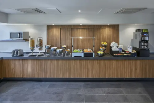 City Express by Marriott Queretaro Restauration Photos