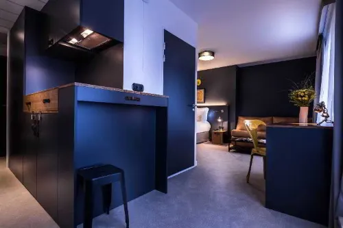 Best Western Plus Suitcase Paris la Defense Photos