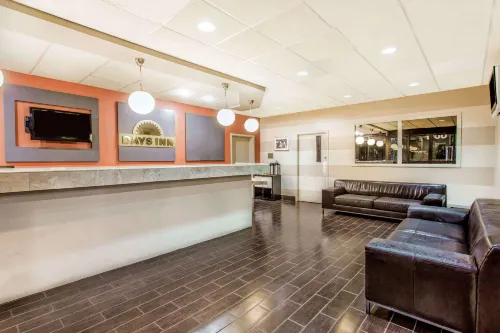 Days Inn by Wyndham Fort Lauderdale Airport Cruise Port Public Areas Photos