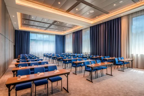 Geneva Marriott Hotel Business Photos