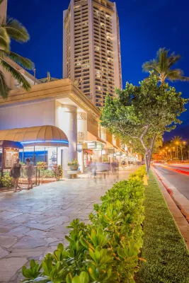 Hyatt Regency Waikiki Beach Resort & Spa Exterior Photos