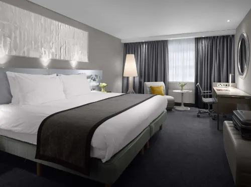 Radisson Blu Hotel Edinburgh City Centre Rooms Photos