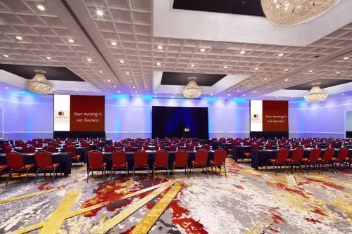 DoubleTree by Hilton Hotel Dallas Near the Galleria Business Facilities Photos