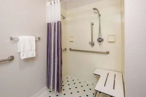 La Quinta Inn & Suites by Wyndham Ft. Lauderdale Plantation Photos