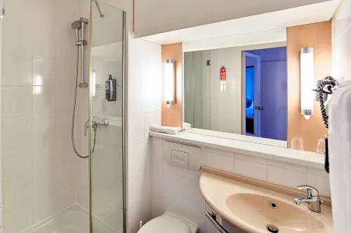 Ibis Koblenz City Rooms Photos