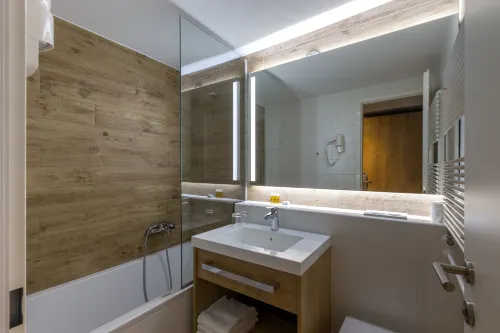 M Hotel Ljubljana Camere Photos