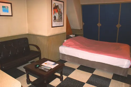 Hotel Sting Photos