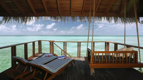 Medhufushi Island Resort Hotellin lähellä Photos