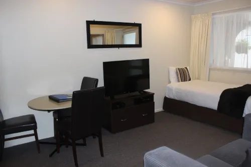 Quality Inn Acapulco Taupo Photos