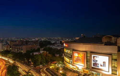 Hyatt Place Hyderabad Banjara Hills À proximité de l'hôtel Photos
