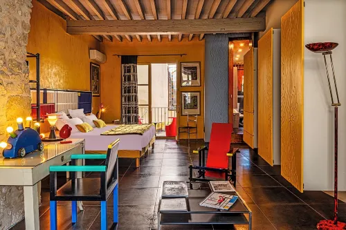 Palais Aoma, hôtel Particulier de Luxe en Provence Featured Photos