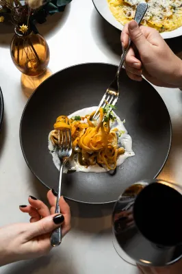 Four Seasons Chicago Restauration Photos