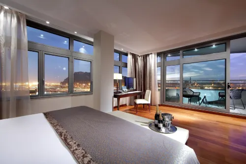 Eurostars Grand Marina Hotel GL Zimmer Photos