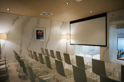 Hotel Neptuno Playa & Spa Business Photos