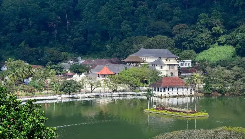 Thilanka Hotel Kandy À proximité de l'hôtel Photos