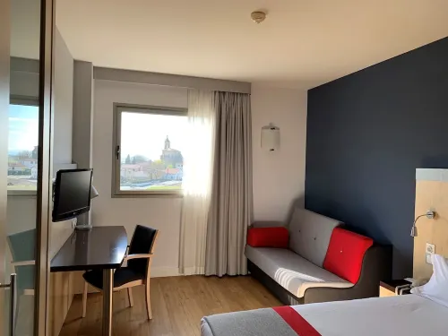 Holiday Inn Express Vitoria Featured Photos