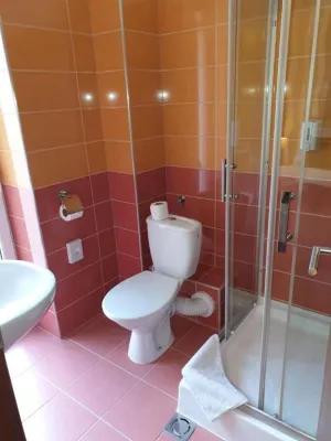 Six Inn Hotel Budapest Chambres Photos
