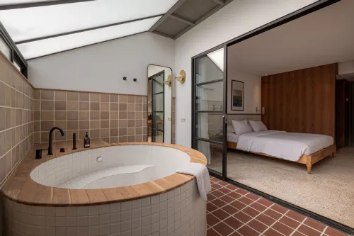 Blackbird Hotel Kamar Photos