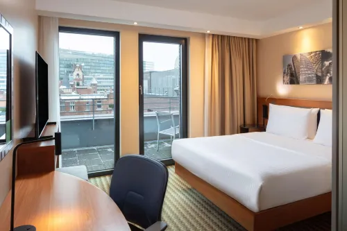 Hampton by Hilton Berlin City West Rooms Photos