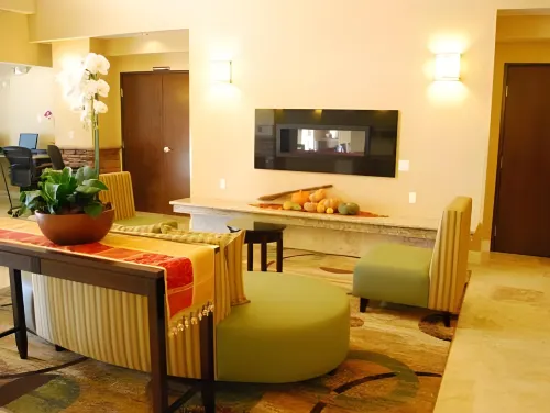 The Oaks Hotel & Suites Photos