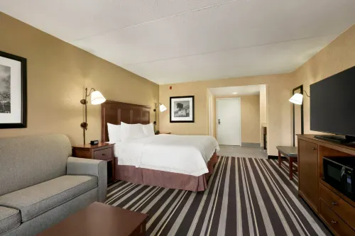 Hampton Inn Washington-Dulles Int'l Airport South Photos