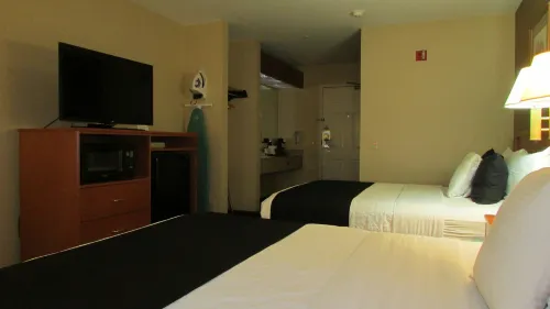 FairBridge Inn & Suites Chambres Photos