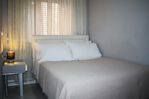 Freddy's Hotel Photos
