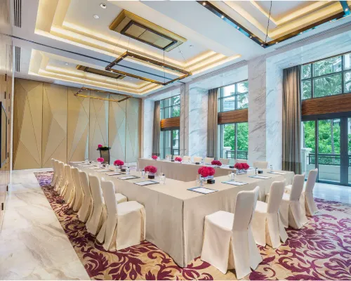 Siam Kempinski Hotel Bangkok Business Photos